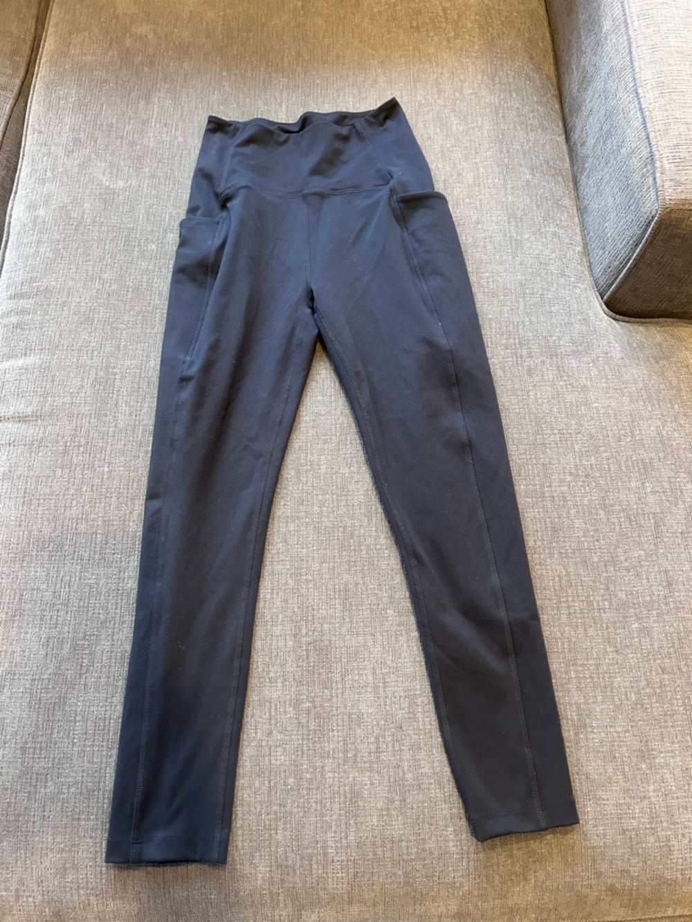 EUC Beyond Yoga High-Waist Black Leggings with Side Pockets